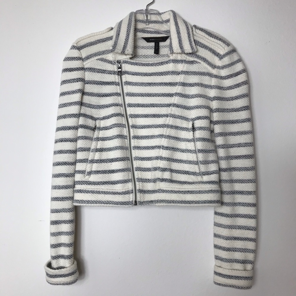 BCBG Sweater Size XXS